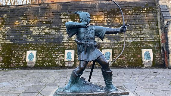 Robin Hood Nottingham: Selbstgeführter Rätselspaziergang mit Maid Marian
