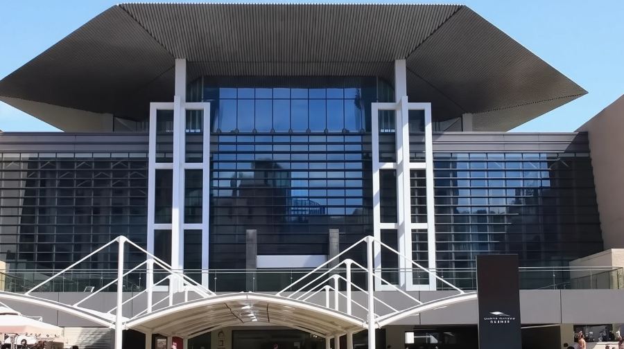 湖南長沙:橘子洲~省博物館~潮宗街~謝子龍影像館~杜甫江閣Q