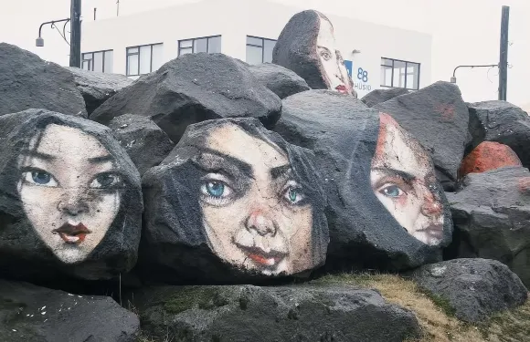 包車遊冰島門戶：藍湖仙境、維京船、大陸橋、音樂記憶、彩色地標