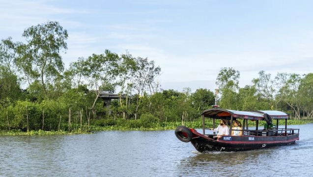 From HCM: Cai Be & Rustic Mekong – Boat, Bike & Cooking Tour