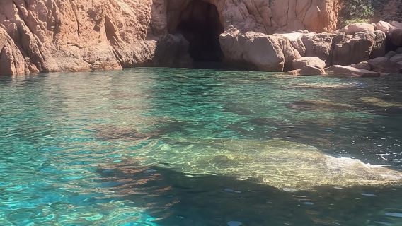 Ajaccio : excursion et voile dans la réserve naturelle de Scandola