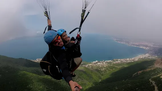 Albanie : Tandem Parapente Llogara Albanie Photos / VIDÉOS
