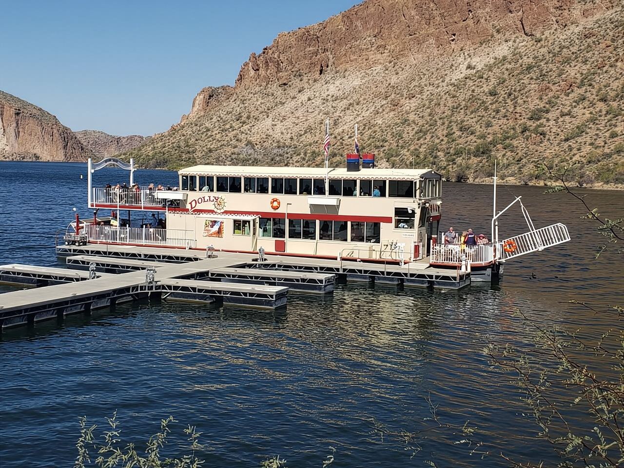 Recorrido de día completo en grupo pequeño por el Apache Trail con barco de vapor Dolly