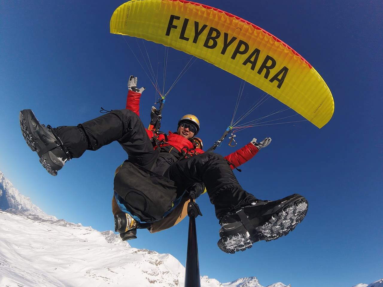 Zermatt: Paragliding Tandem Flight