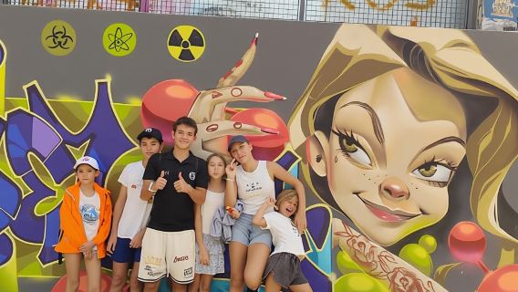 Insider Street Art Tour with Exclusive Studio Visit