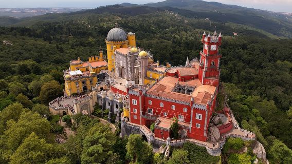 Tour tham quan theo nhóm nhỏ 8 người tại Cung điện Sintra-Cascais-Pena từ Lisbon