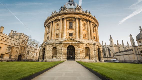 Oxford University and Cotswolds Countryside 1-day tour|Small group with optional country pub lunch