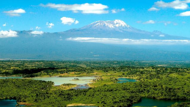 Lake DulutiKayaking5 hours [Combi Lake Duluti Walk and Canoeing tour]