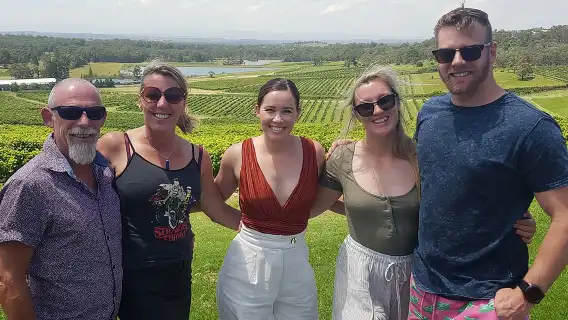 Small Group Hunter Valley Wine Tour + Lunch, Gin & Choc ex Sydney