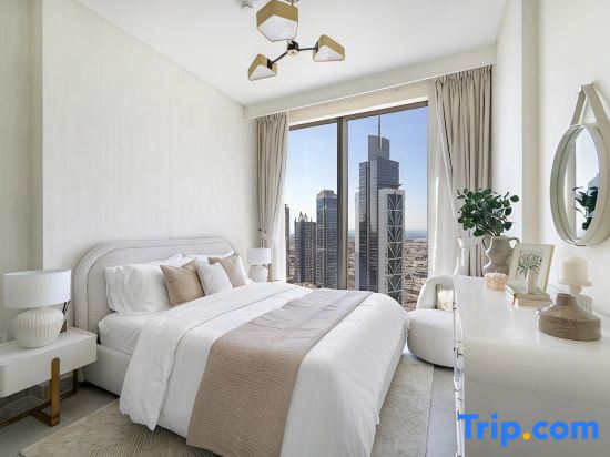 Modern 1BR Near Dubai Mall & Dubai Fountain