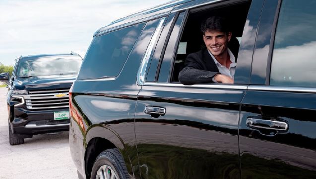 บริการรถ SUV หรูรับส่งจากสนามบินแคนคูน (เที่ยวเดียว)