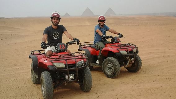 Quad-Bike-Tour in der Wüste der Pyramiden von Gizeh