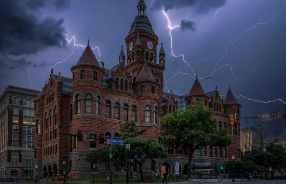 達拉斯致命幽靈之旅：血、骸骨與葬禮