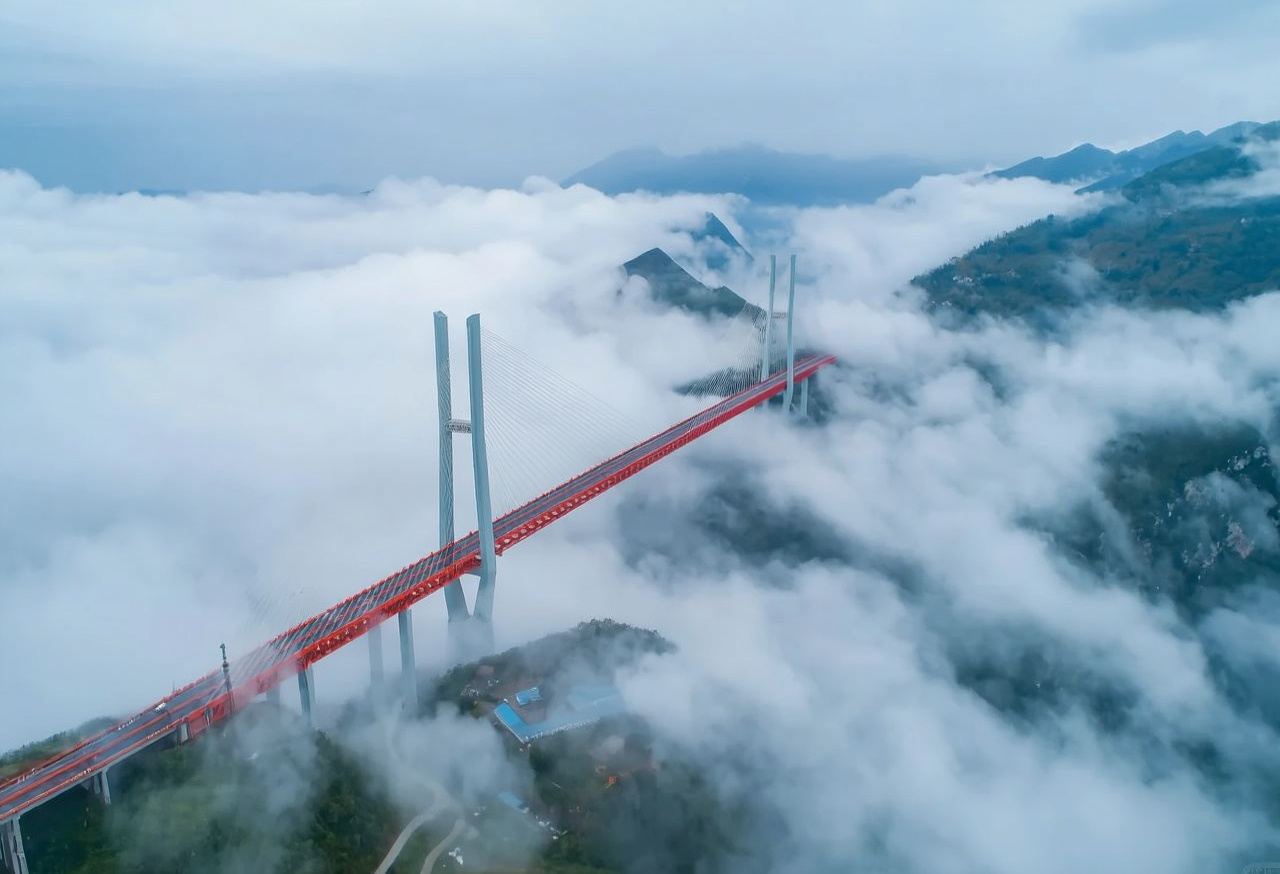 貴州六盤水+烏蒙山地質公園+水城古鎮+野雞坪村+北盤江大橋#