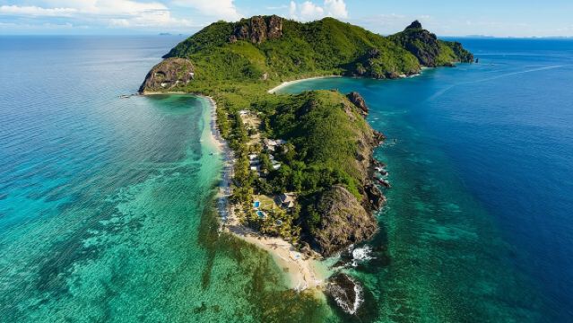 在斐濟與鯊魚進行終極浮潛之旅