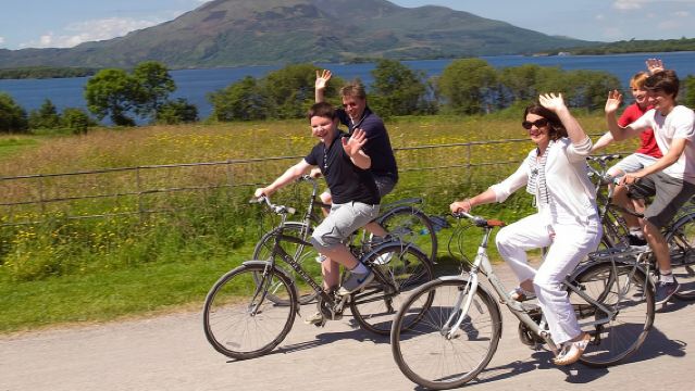 Tour in Bicicletta Autoguidato del Parco Nazionale di Killarney, Giardini di Muckross e Cascata