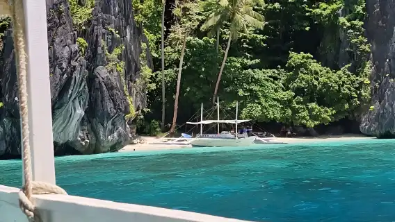 El Nido Tour B Hidden Caves & Island Escapes