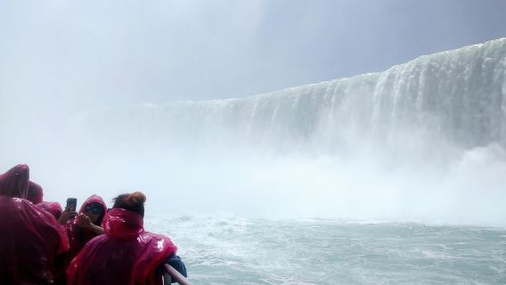 Dari Toronto: Tur Sehari Penuh Air Terjun Niagara