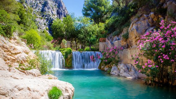 From Alicante/Benidorm: Guadalest and Algar Waterfalls Tour