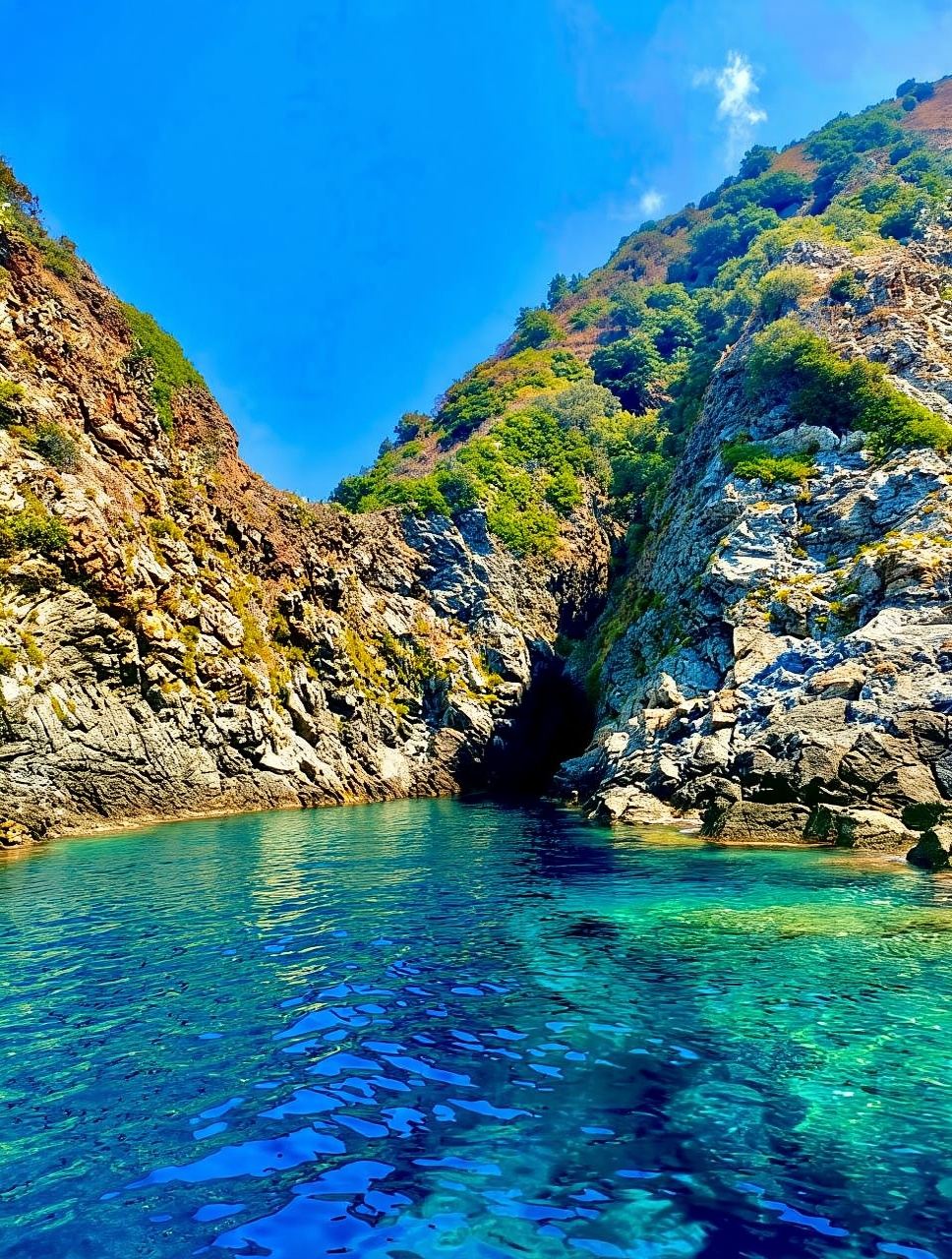 Alfotour tour 3 hour grotte di bagnara