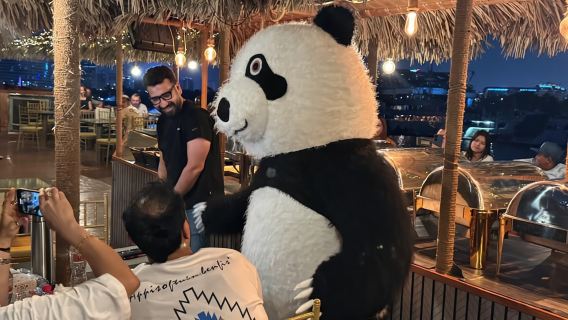 Dubai: Makan Malam Dhow Soirée Al Seef Creek & Hiburan Langsung