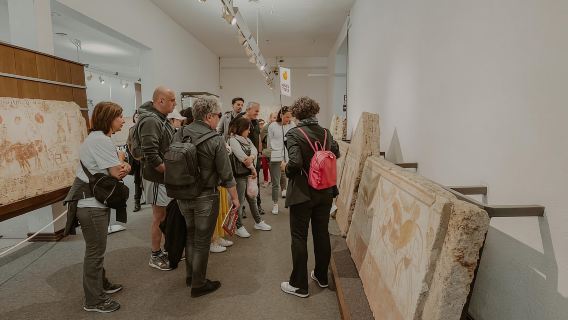 Paestum: Small-Group Tour with an Archaeologist and Tickets