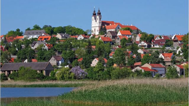 布達佩斯出發：蒂豪尼＋巴拉頓湖