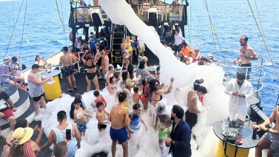 Turecka wycieczka statkiem pirackim po wyspach w Fethiye, jednodniowa wycieczka na Morze Martwe, Dolina Motyli, Błękitna Grota z opcją paralotniarstwa