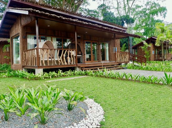 Costa Azalea Crusoe Cabins Room Type - Premier Garden Family