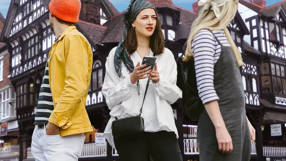 Spannende und flexible Treasure Hunt in Chester mit kniffligen Hinweisen und versteckten Schätzen
