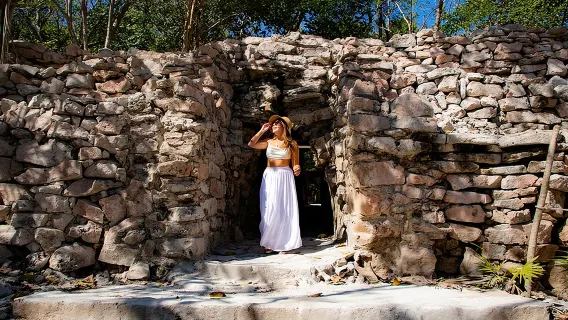 Visita guidata di Tulum, cenote magico, snorkeling nella laguna e pranzo in spiaggia