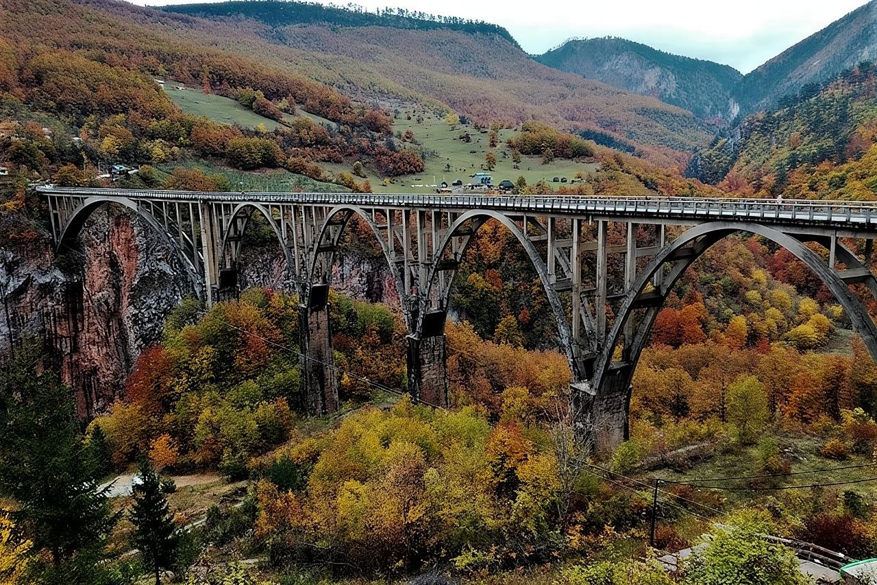 Private Durmitor National Park and Black Lake Tour