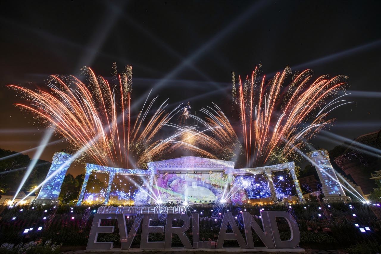 Tour di un giorno al Villaggio Popolare Coreano + Everland [Esperienza Tradizionale]