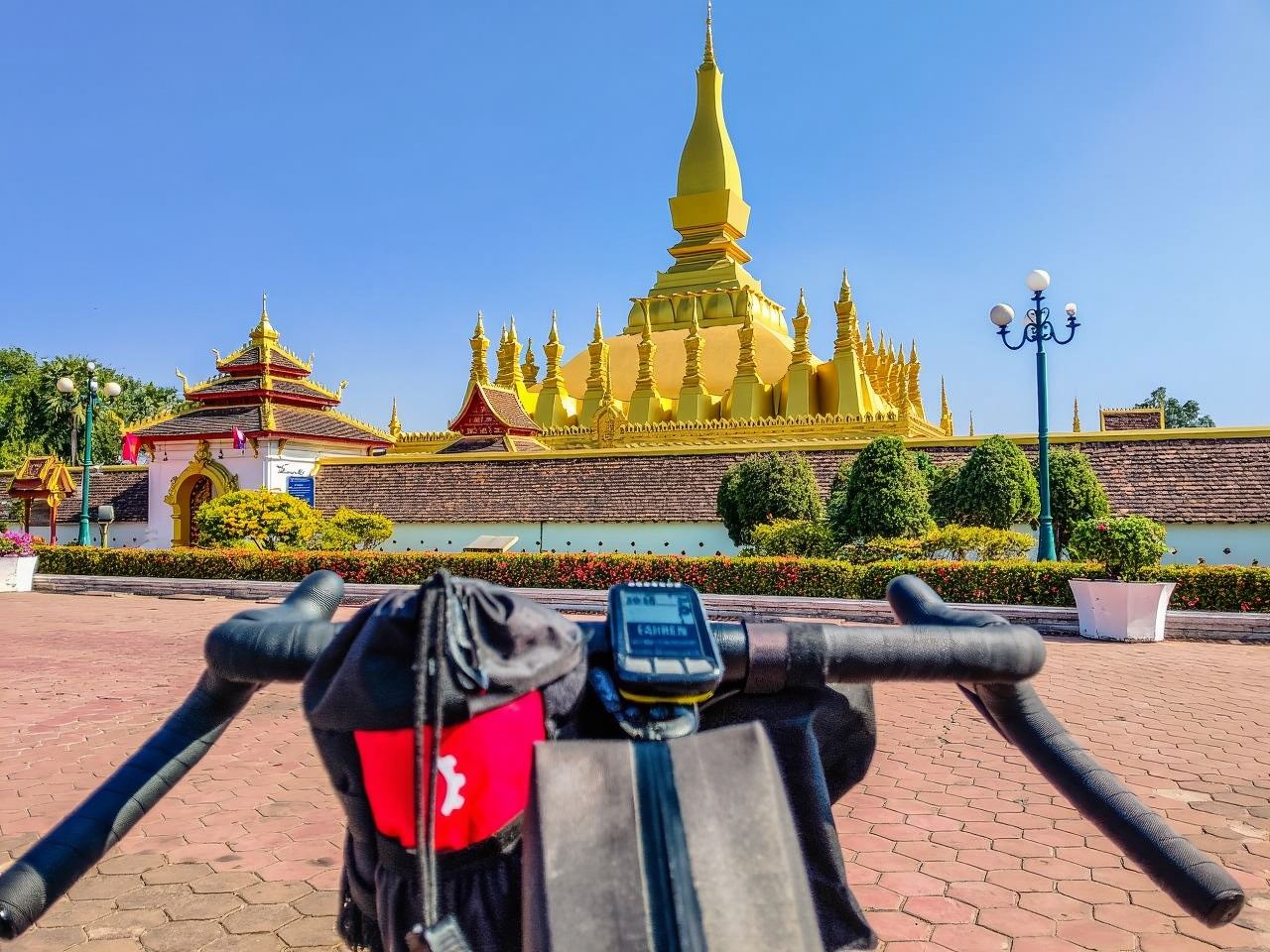 Shishag Temple + Emerald Buddha Temple + Vientiane one-day tour[Vientiane City Tour]