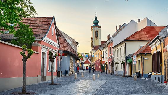 Private Szentendre and Visegrad tour from Budapest with wine tasting and lunch
