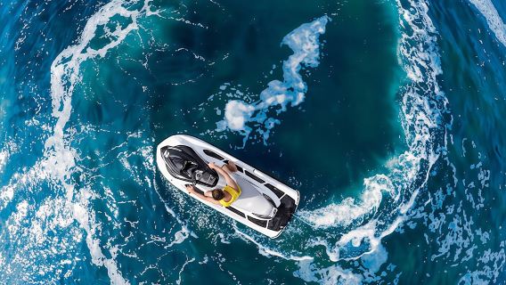 Chuyến tham quan bằng xe máy nước có hướng dẫn từ RIU Atoll và RIU Palace Maldives