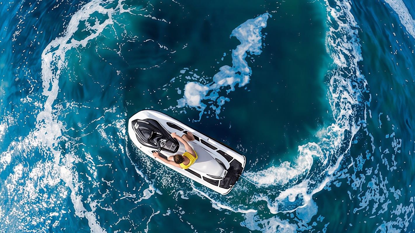 Tour guidato in motoscafo acquatico dall'atollo RIU e dal RIU Palace Maldivas