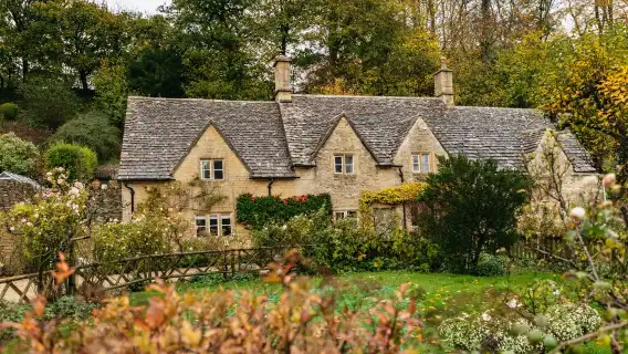 Cotswolds 1-day tour from London (Lunch Optional)