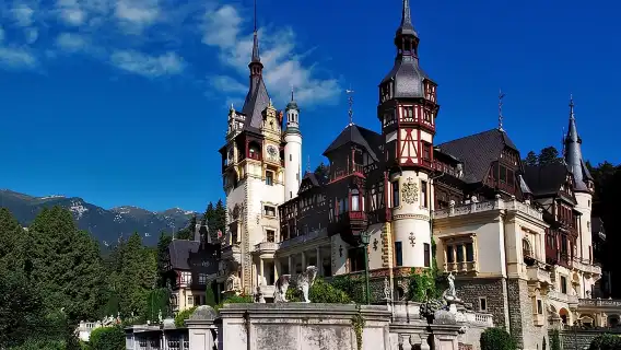 Dracula's Castle, Peles Castle and Brasov Day Trip from Bucharest