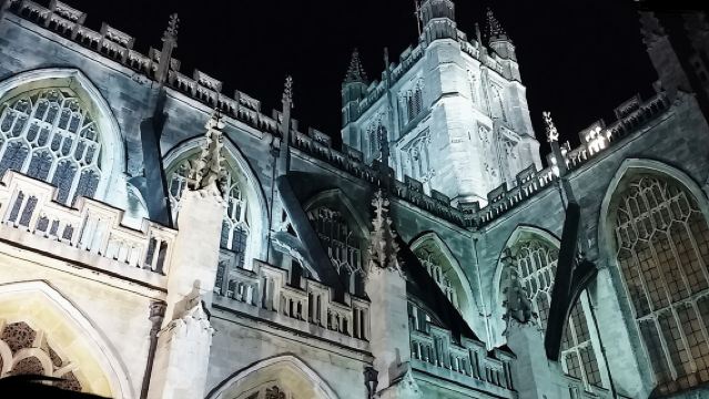 Tours fantasma completamente guiados en Bath