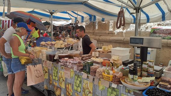 Syracuse Ortigia - Sicilian Street Food Tour by Do Eat Better