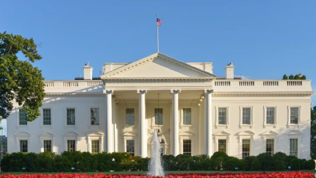 國會大廈+林肯紀念堂+華盛頓紀念碑+國家航空航天博物館包車遊