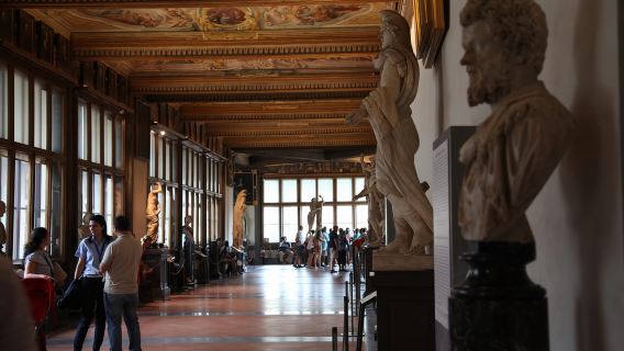 Florence: Walking Tour with Uffizi Gallery Guided Tour
