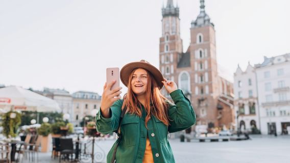 Krakow: Tur Berpemandu Kastil Wawel dengan Tiket Masuk Lewati Antrean