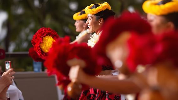 Oahu: Na Lei Aloha: sebuah Butik Waikiki Luau