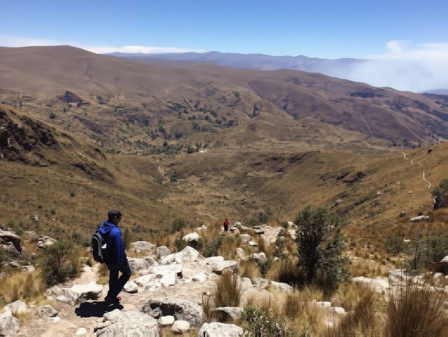 チュラップ湖でのハイキング