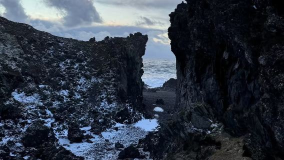包車探秘斯奈山半島教會山、火山冰川、漁村、奇石黑沙灘、黑教堂