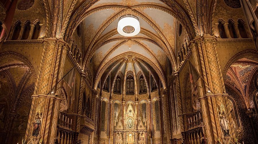 布達城堡+馬加什教堂+蓋勒特山周年紀念公園+多瑙河觀光遊船