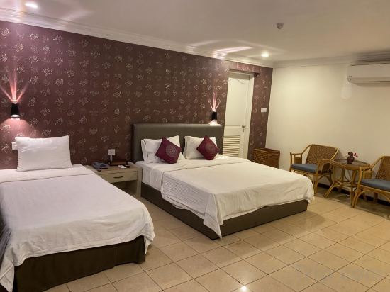 Heritage Hotel Room Type - Deluxe Family Room