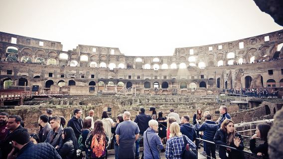 Ancient Rome Guided Walking Tour: Colosseum, Forum and Palatine